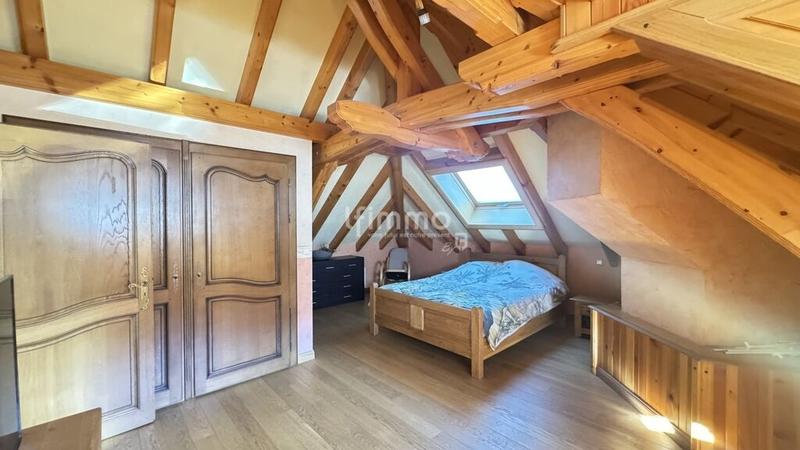Maison - 186 m² - 5 pièces