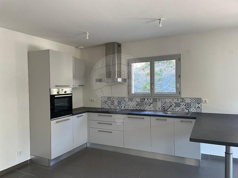 Maison - 112 m² - 4 pièces