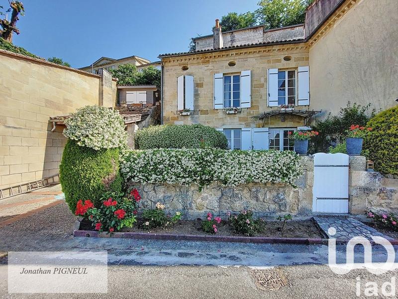 Maison - 240 m² - 6 pièces