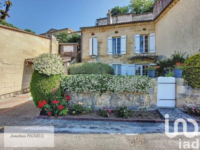 Maison - 240 m² - 6 pièces