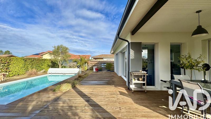 Maison - 91 m² - 4 pièces