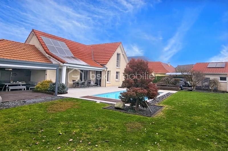 Villa - 166 m² - 6 pièces