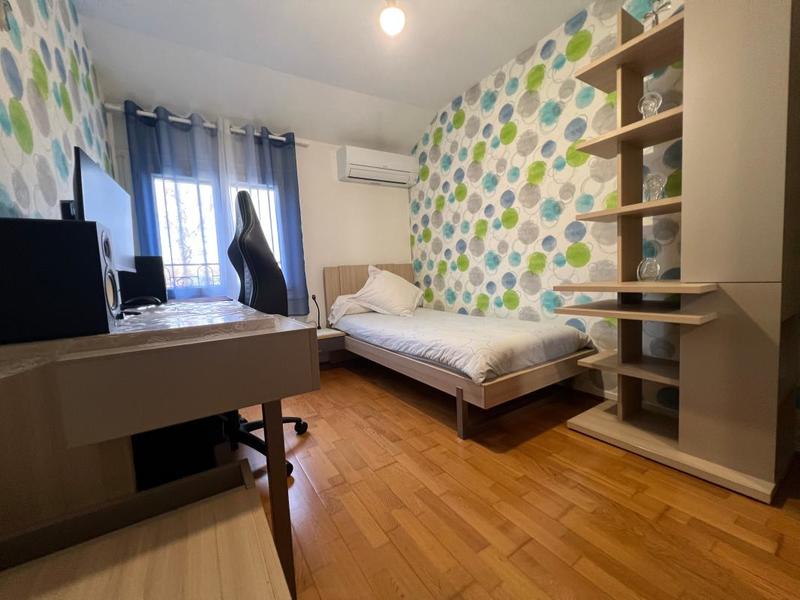 Maison - 105 m² - 6 pièces