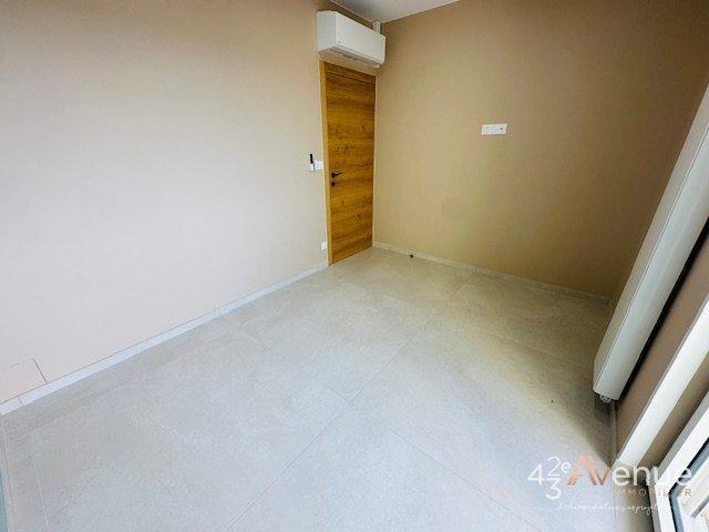 Appartement - 88 m² - 4 pièces