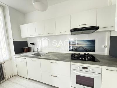 Appartement - 83 m² - 5 pièces