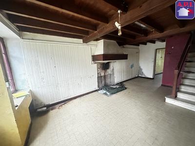 Maison - 216 m² - 8 pièces