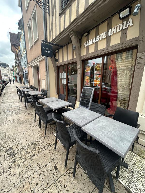 Fonds de commerce - Hôtellerie / Restauration - 150 m²