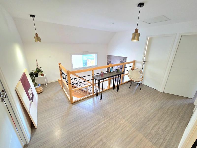 Maison contemporaine - 113 m² - 6 pièces