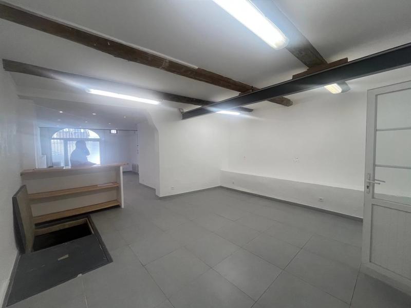 Local commercial - 56 m² - 1 pièce