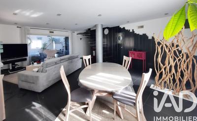 Maison - 115 m² - 4 pièces