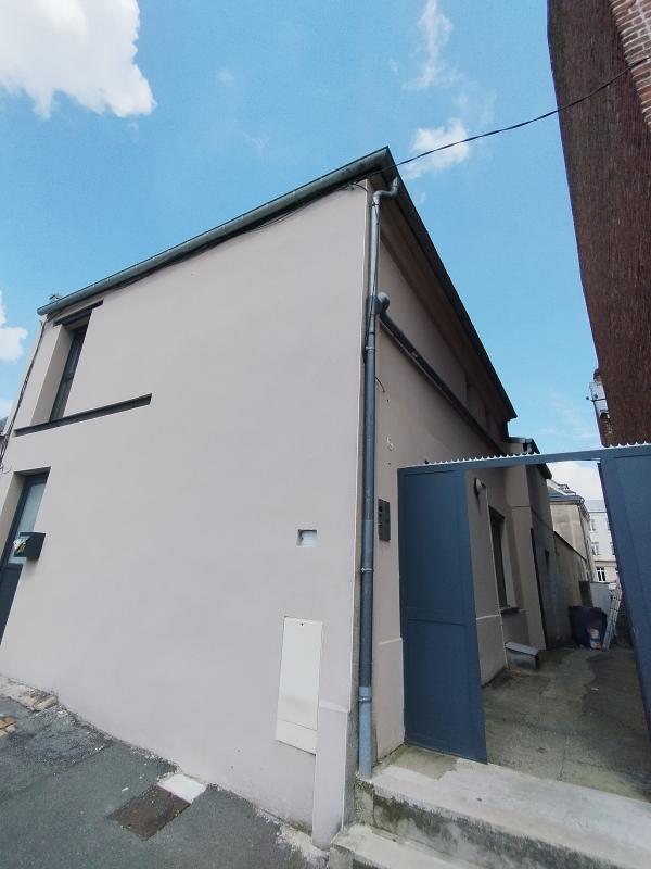 Studio - 19 m² - 2 pièces