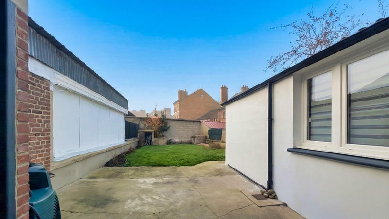 Maison - 96 m² - 4 pièces