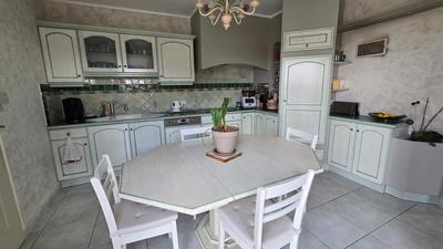 Maison - 144 m² - 5 pièces