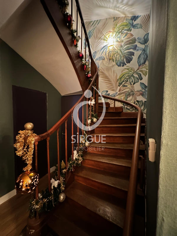 Maison - 165 m² - 6 pièces