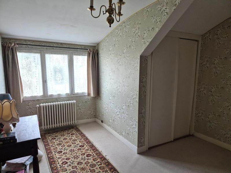 Maison - 104 m² - 5 pièces