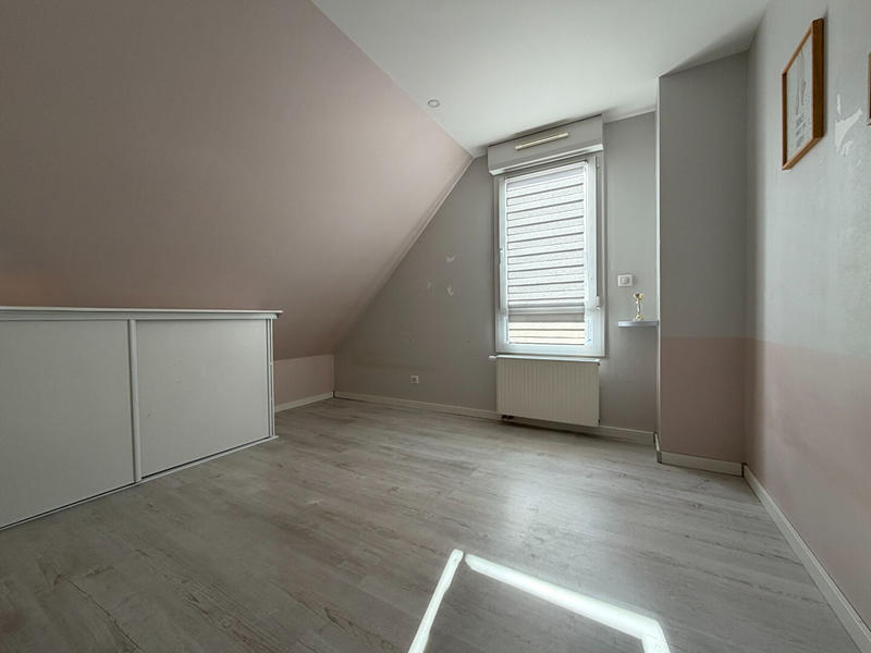 Maison - 92 m² - 5 pièces