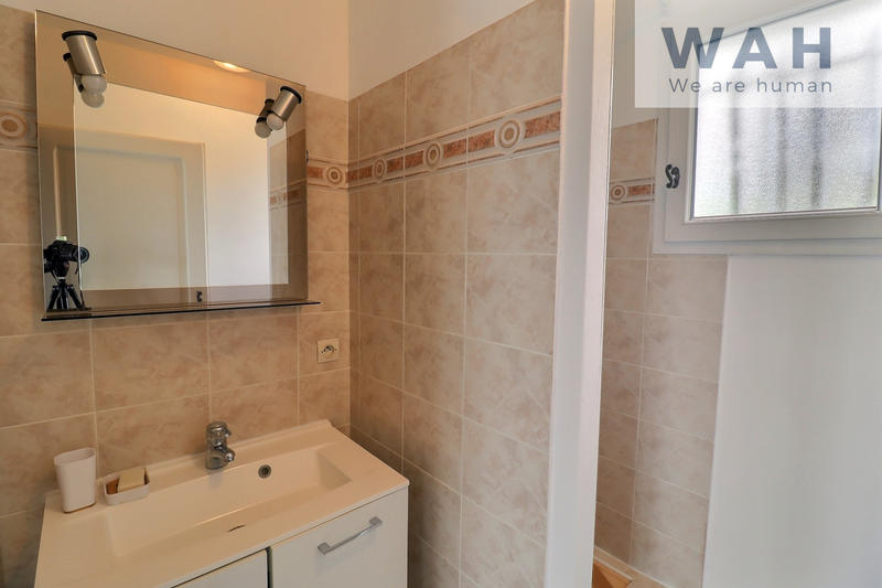 Maison - 205 m² - 7 pièces