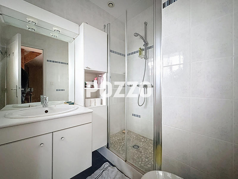 Maison - 147 m² - 7 pièces