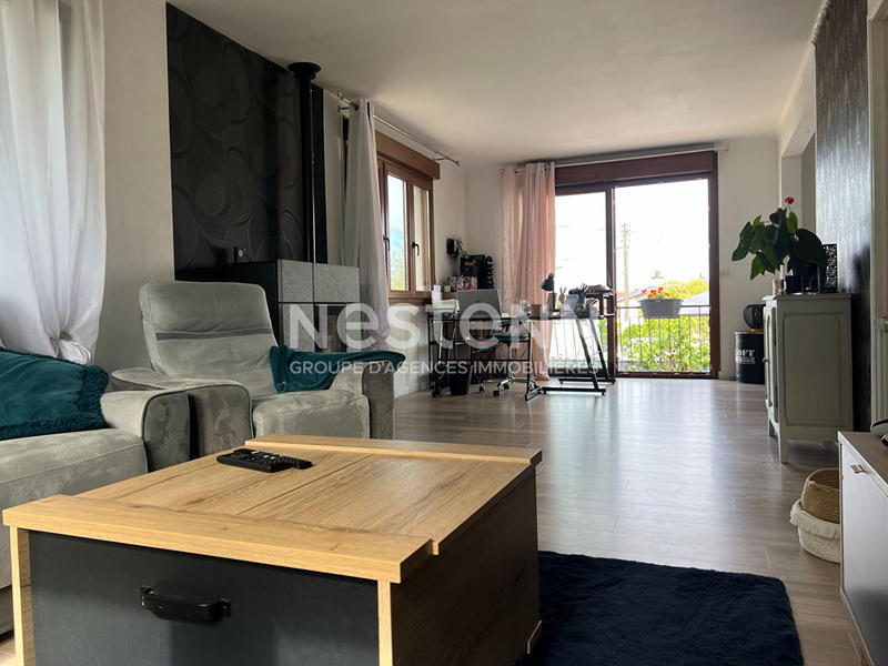 Maison - 158 m² - 9 pièces