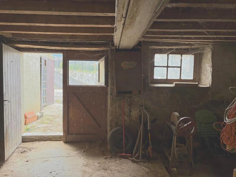 Maison - 163 m² - 2 pièces