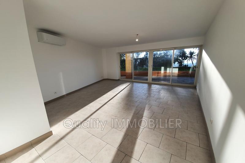 Appartement - 96 m² - 4 pièces