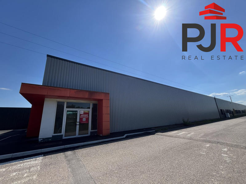 Local d'activités - 585 m²