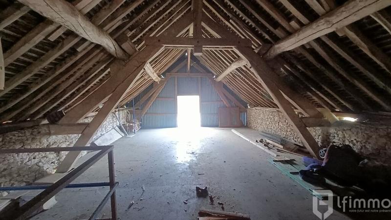 Maison en pierre - 215 m² - 5 pièces