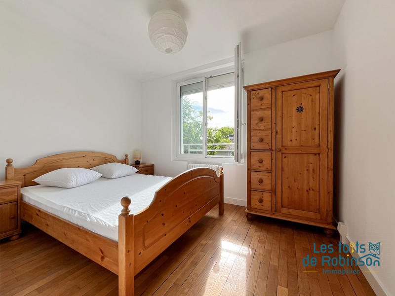 Appartement - 80 m² - 4 pièces