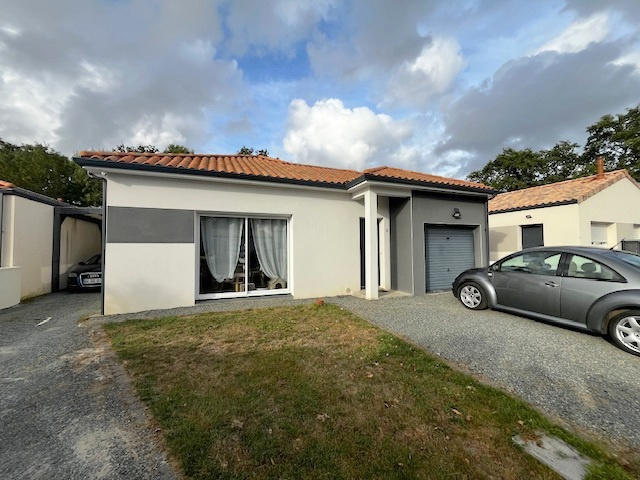 Maison - 94 m² - 5 pièces