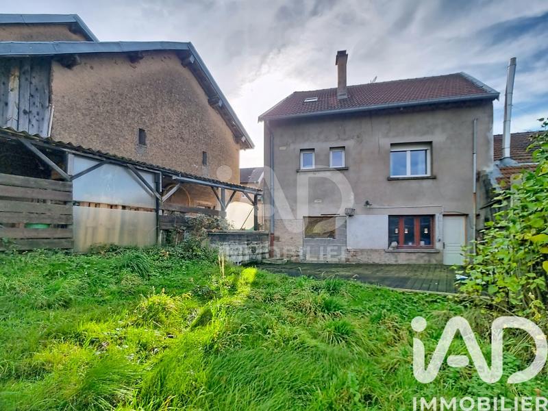 Maison - 99 m² - 5 pièces