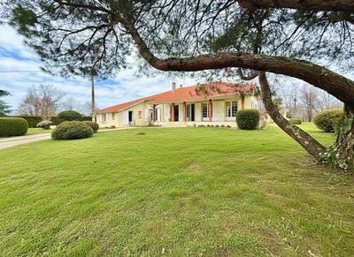 Maison - 185 m² - 7 pièces