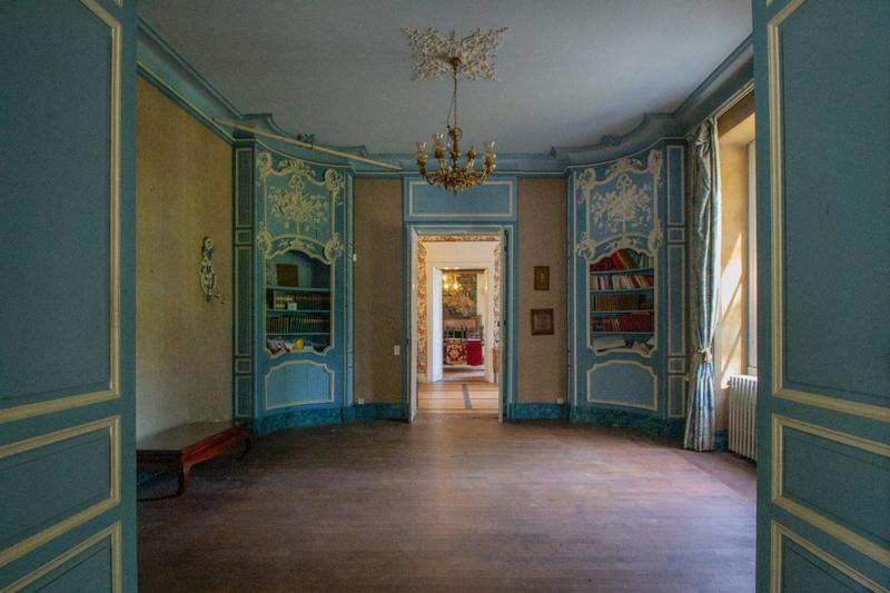 Château - 840 m² - 15 pièces