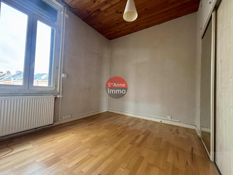 Maison - 97 m² - 5 pièces