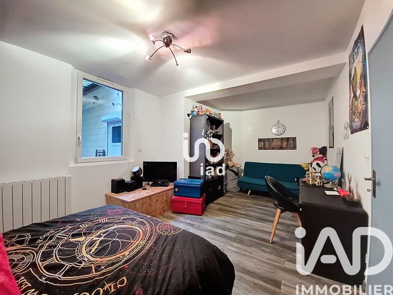 Maison - 226 m² - 7 pièces