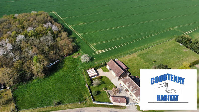 Maison - 217 m² - 8 pièces