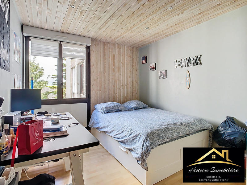 Appartement - 80 m² - 4 pièces