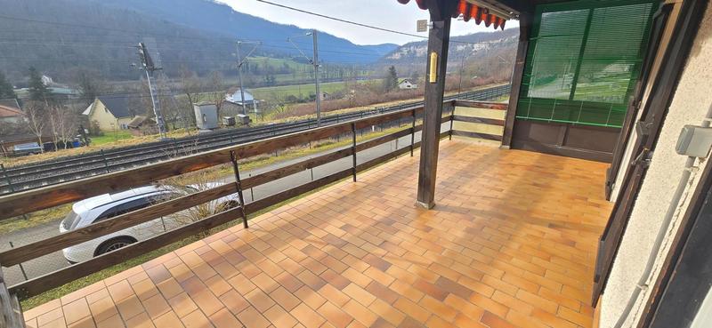 Maison - 86 m² - 5 pièces