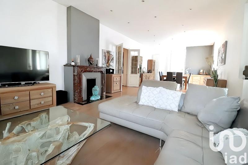 Appartement - 192 m² - 7 pièces