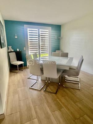 Maison - 159 m² - 7 pièces