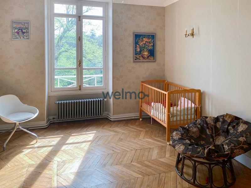 Maison - 400 m² - 11 pièces