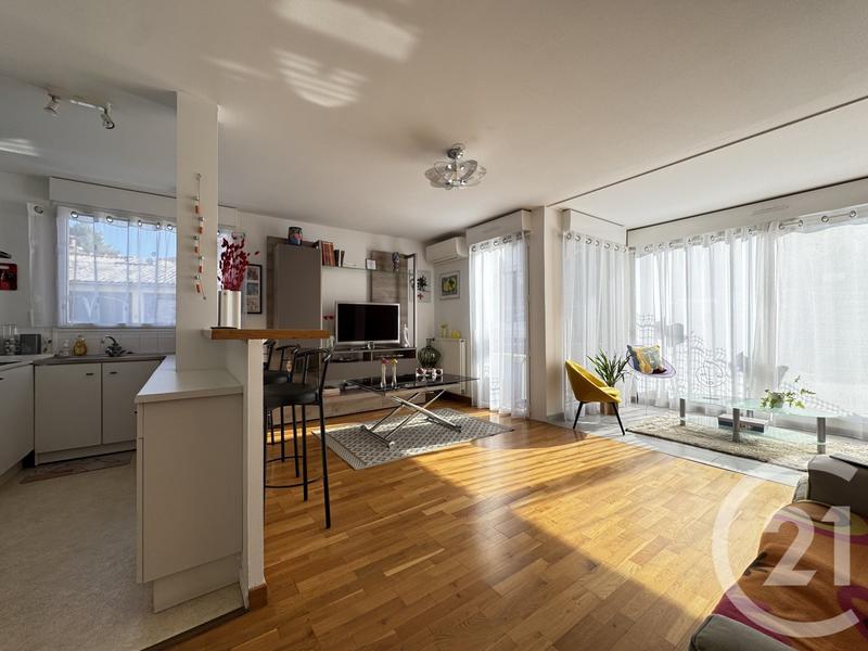 Appartement - 55 m² - 3 pièces