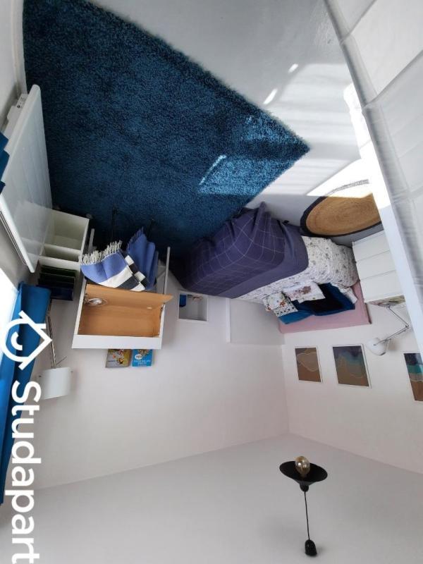 Chambre - 15 m² - 1 pièce