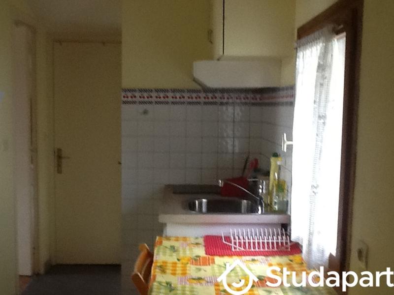 Chambre - 13 m² - 1 pièce