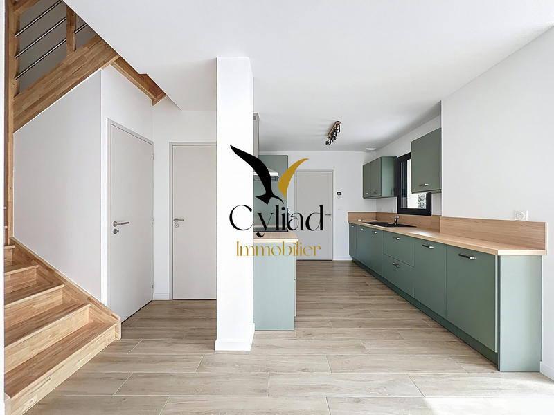 Maison contemporaine - 89 m² - 4 pièces