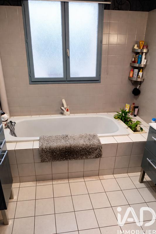 Maison - 104 m² - 5 pièces