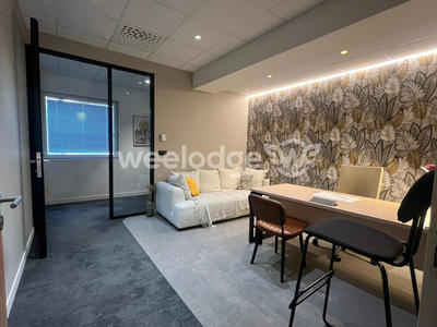 Bureau - 67 m² - 3 pièces