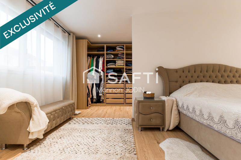 Villa - 185 m² - 6 pièces