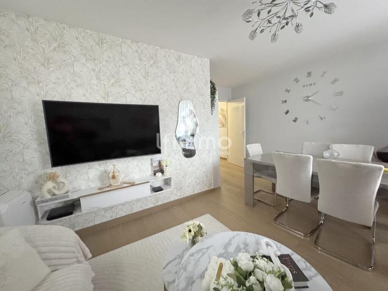 Appartement - 75 m² - 4 pièces