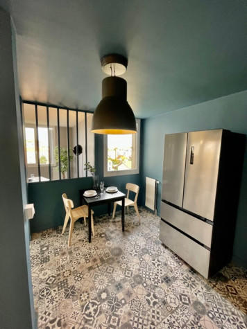 Chambre - 11 m² - 5 pièces