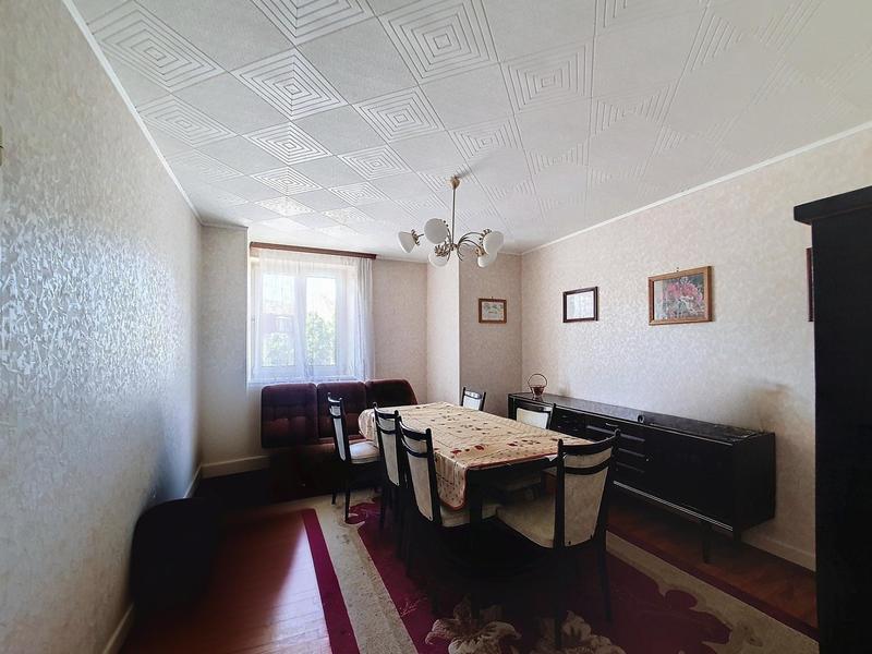 Maison - 200 m² - 10 pièces